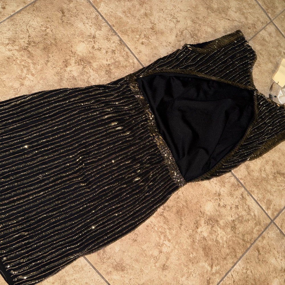 Clothing, lot size small